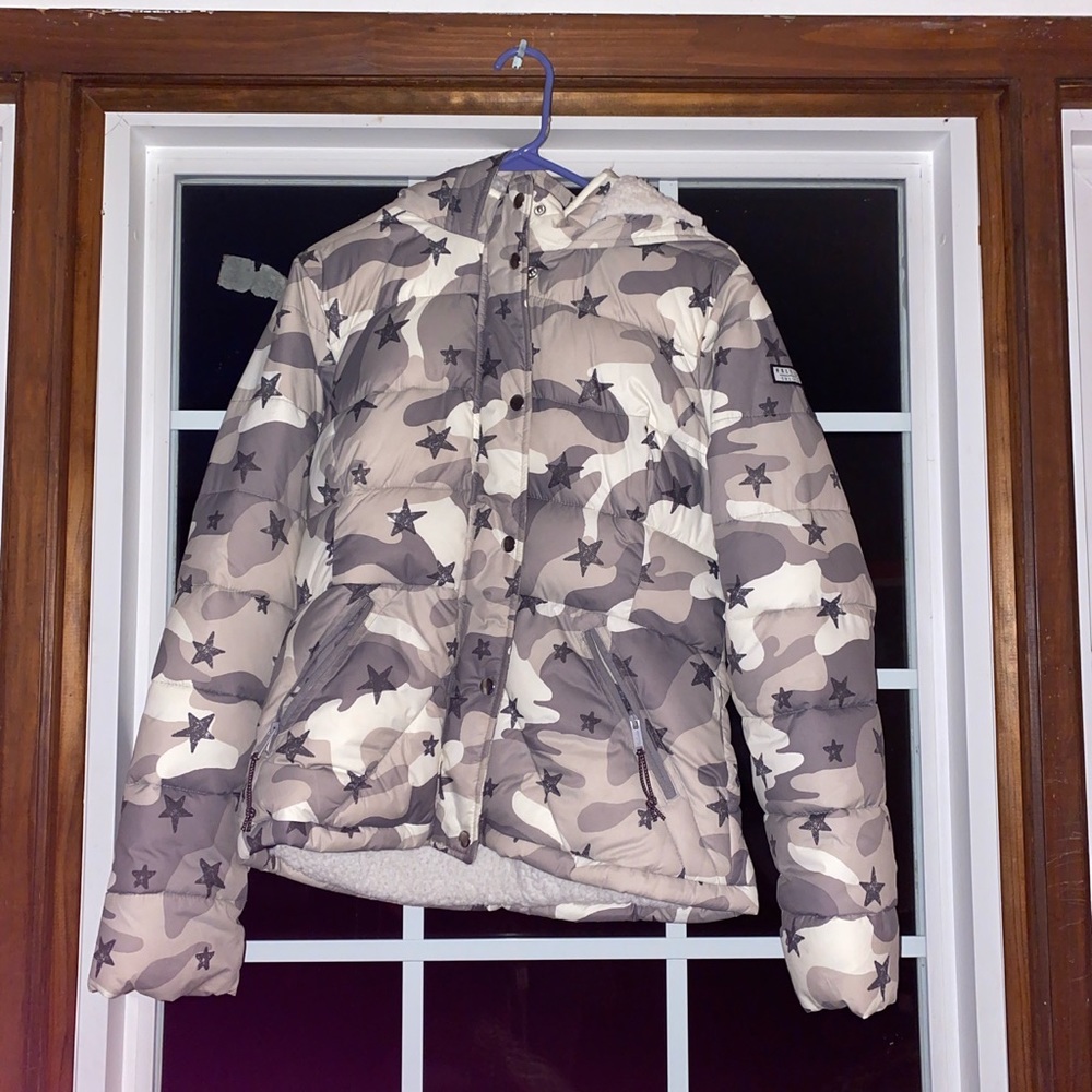 Hollister Puffer Jacket